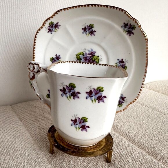 Vintage Royal Stafford Sweet Violets Square Tea Cup & Saucer Set Bone China Gold - Picture 2 of 11